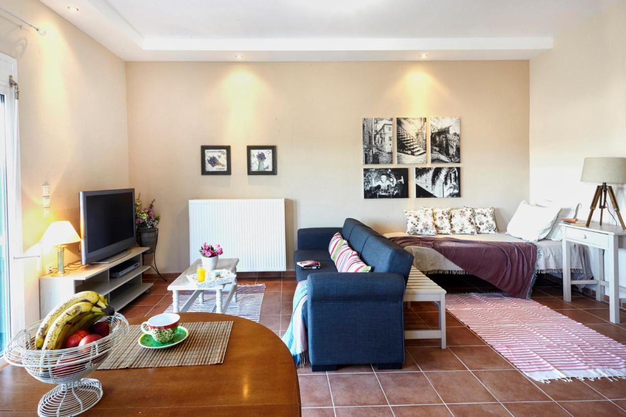 Bella View Apartment Skiathos Town Exterior photo