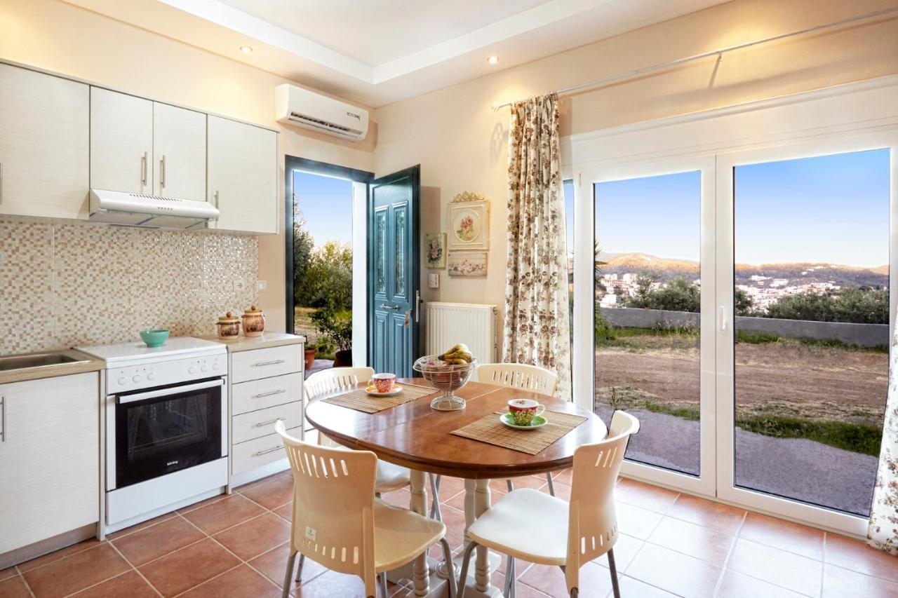 Bella View Apartment Skiathos Town Exterior photo